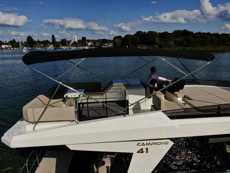 Cobra Campione 41 Flybridge