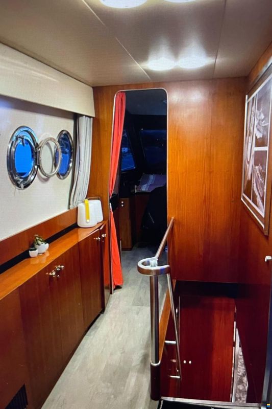 Admiral Boats 25