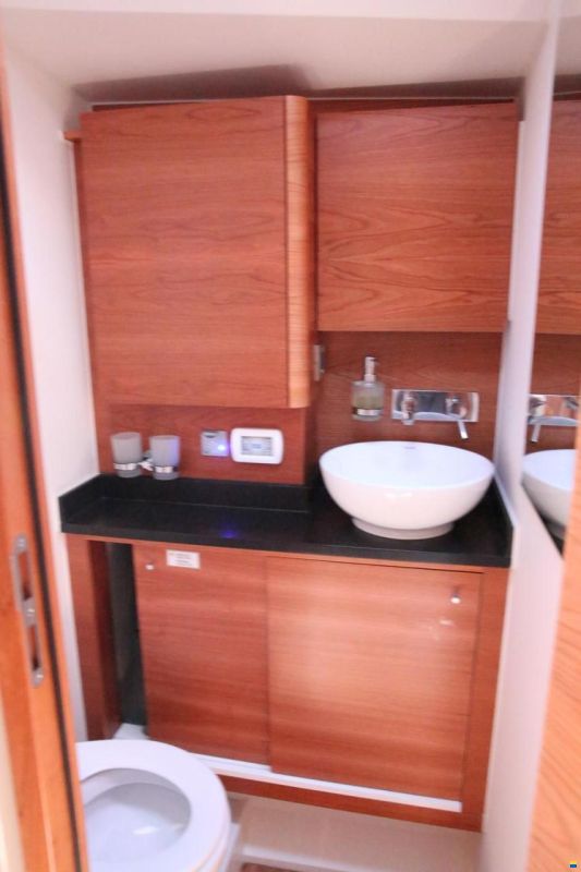 Hanse 588