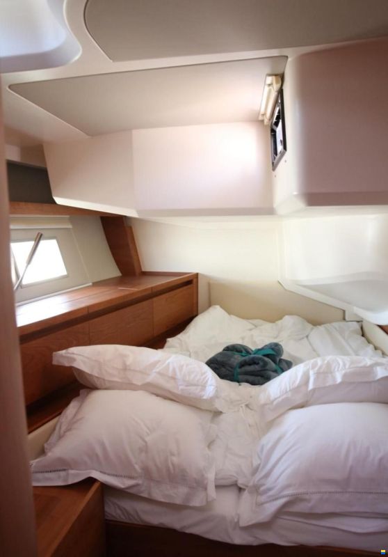 Hanse 588