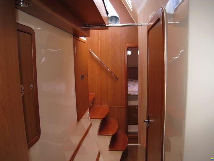 Admiral 40
