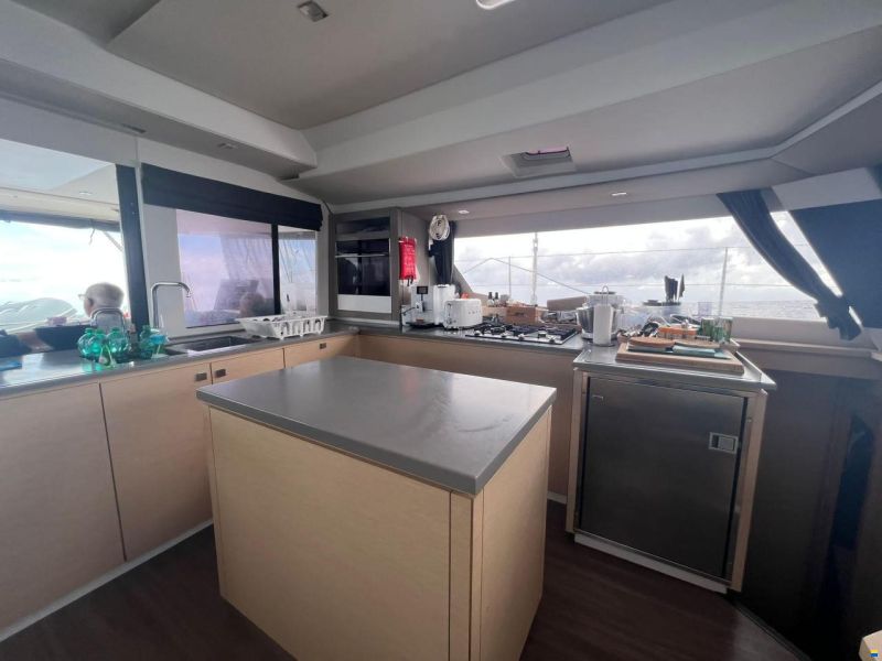 Fountaine Pajot SABA 50