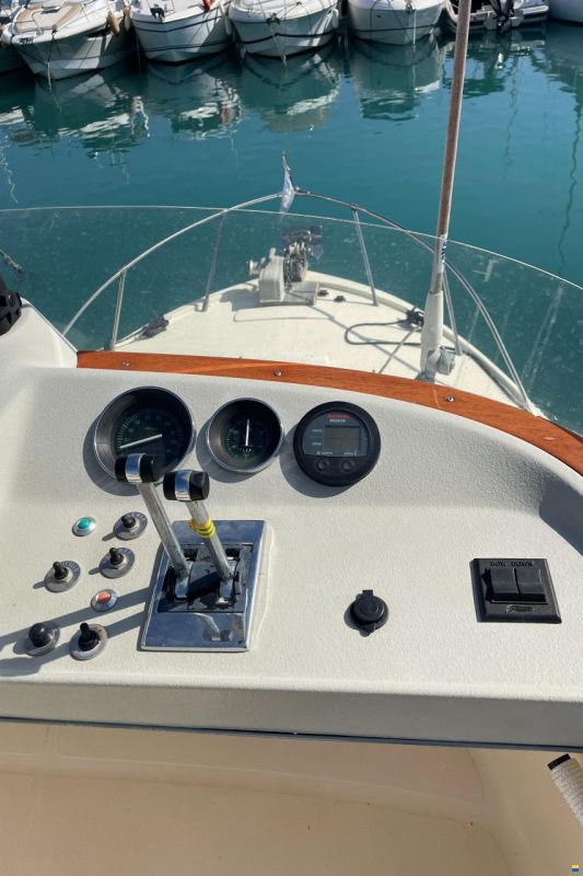 Riva Betram Sport Fish 25