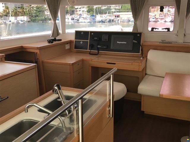 Lagoon 450