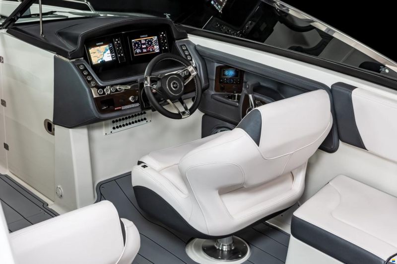 Chaparral 307 SSX, 2025 NEW BOAT
