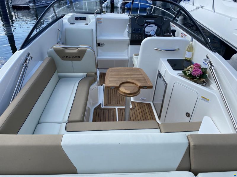 Bayliner 742R