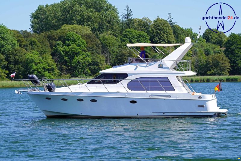Ocean Alexander Altus 42