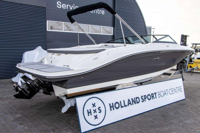Sea Ray SPX 210