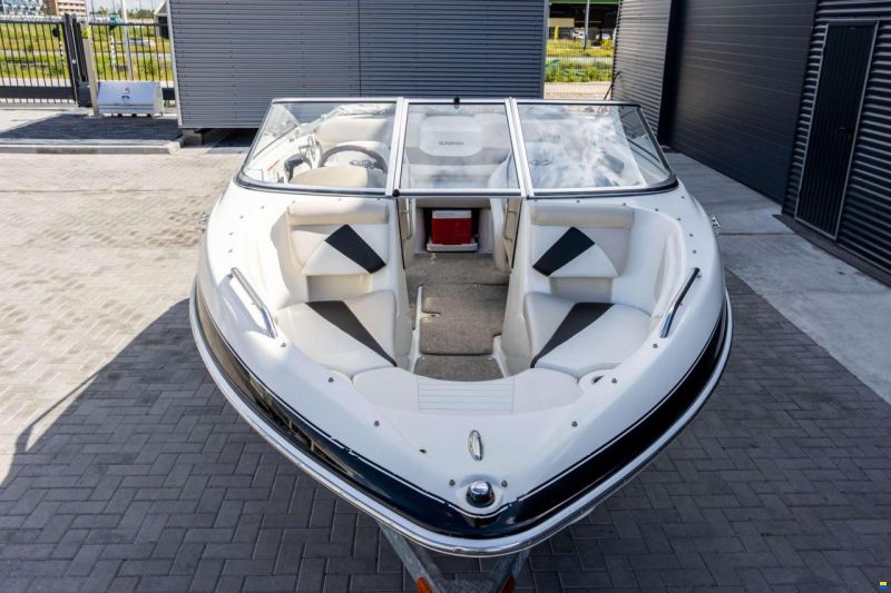 Glastron GT 185