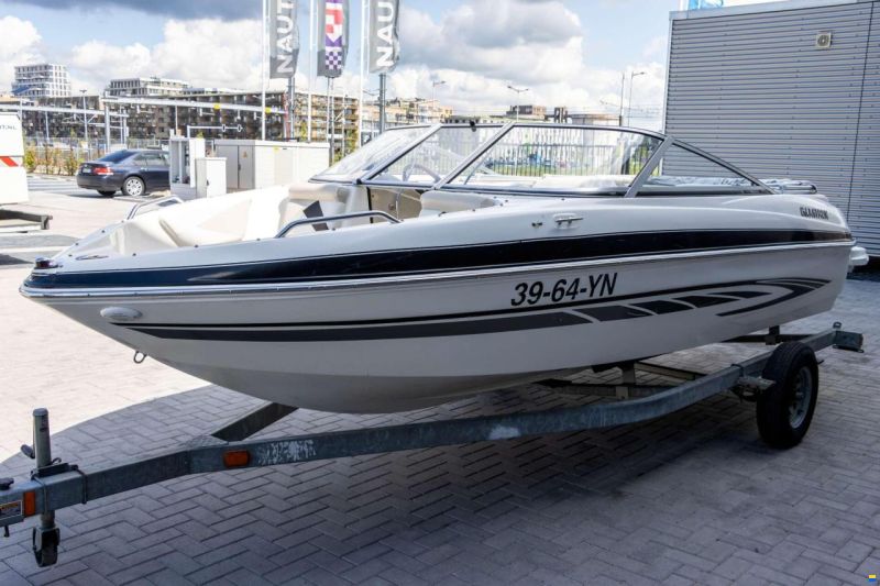 Glastron GT 185