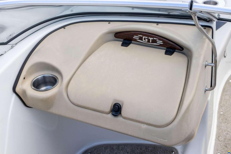 Glastron GT 185