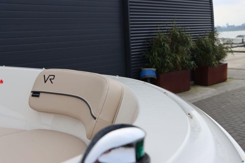Bayliner VR4 Outboard