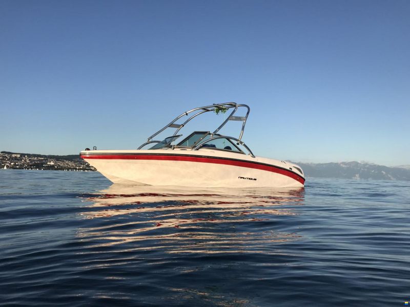 Nautique Crossover 211