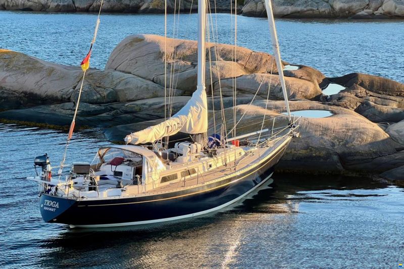 Alden 44