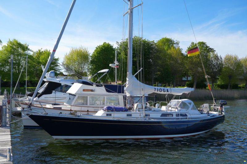 Alden 44