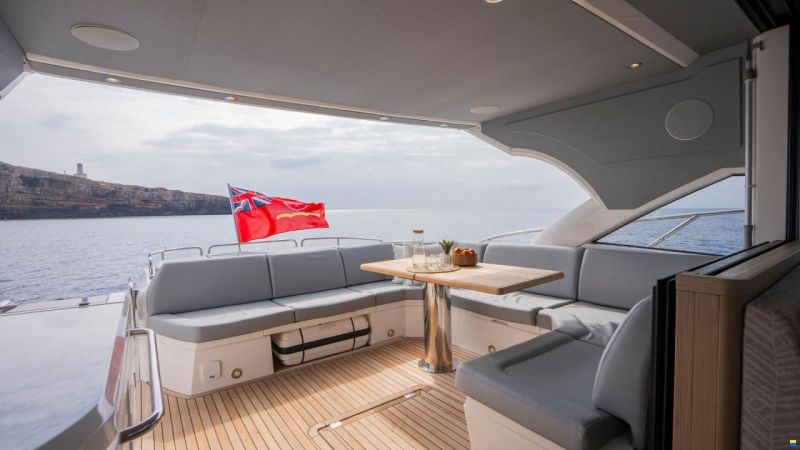 Sunseeker Predator 57
