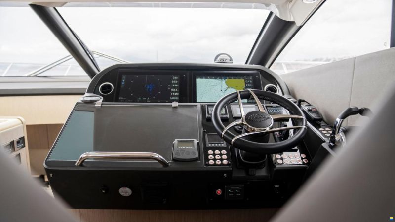 Sunseeker Predator 57