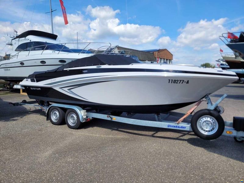 Glastron GT 229