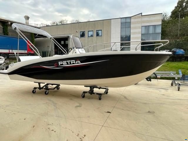 Trimarchi Petra New/Nuovo