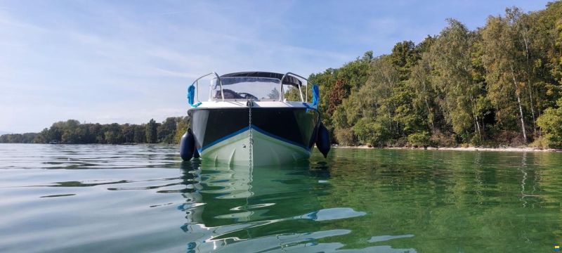 Quicksilver 675 Sundeck