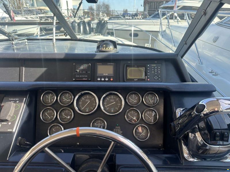 Sea Ray 310 Sundancer