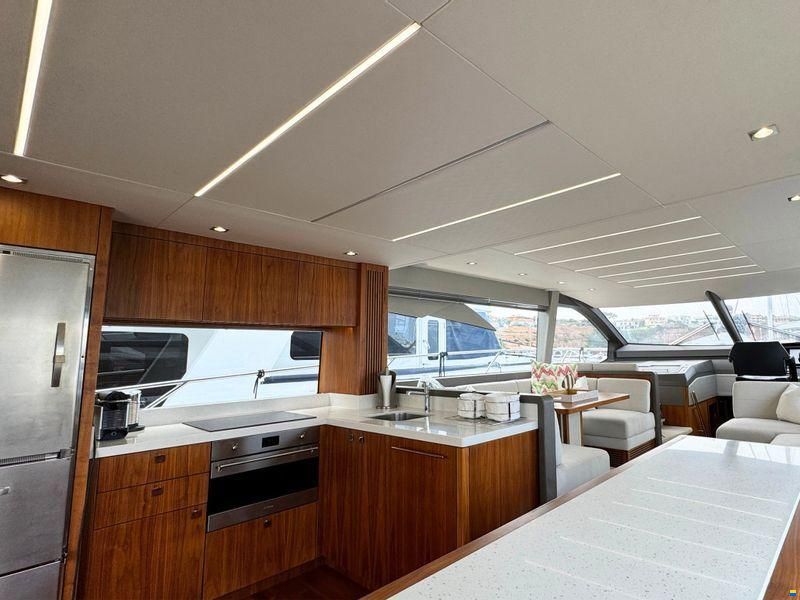 Sunseeker Manhattan 66