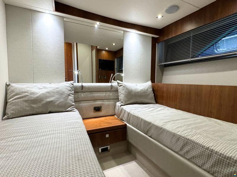 Sunseeker Manhattan 66