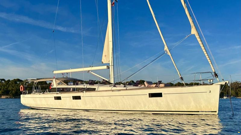 Beneteau Sense 55