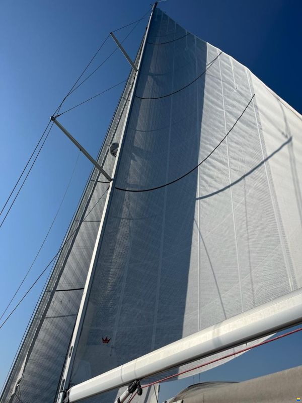 Beneteau Sense 55