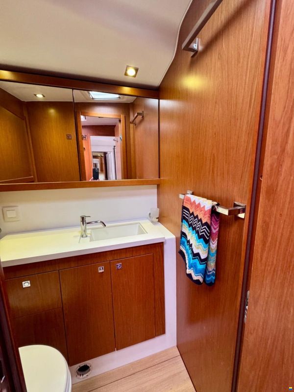Beneteau Sense 55