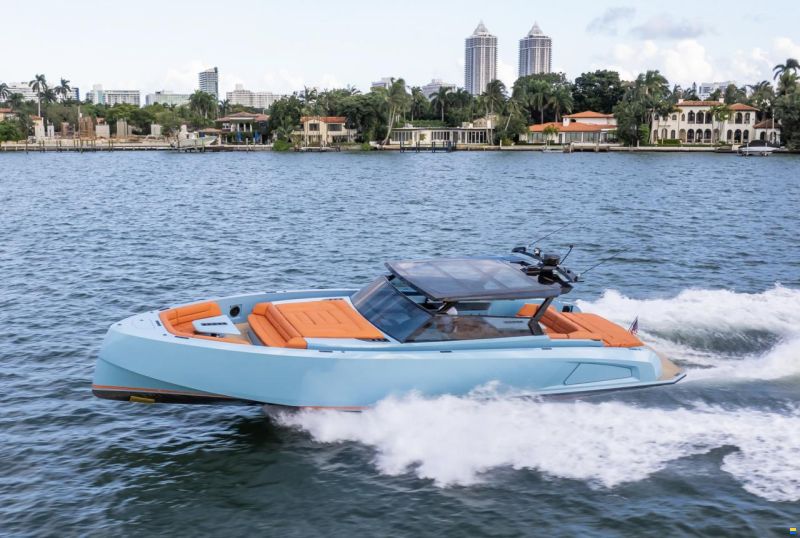 Vanquish Yachts VQ52