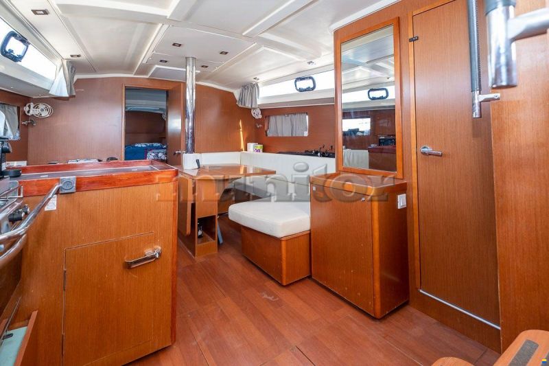 Beneteau Oceanis 41.1