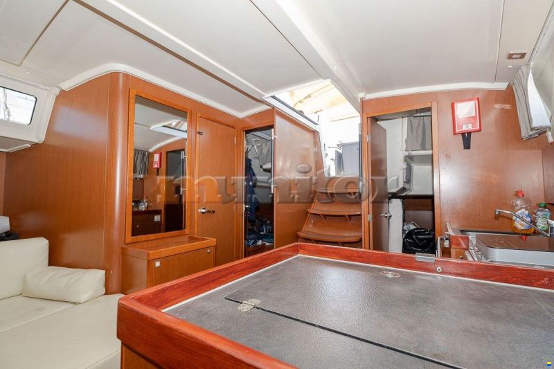 Beneteau Oceanis 41.1