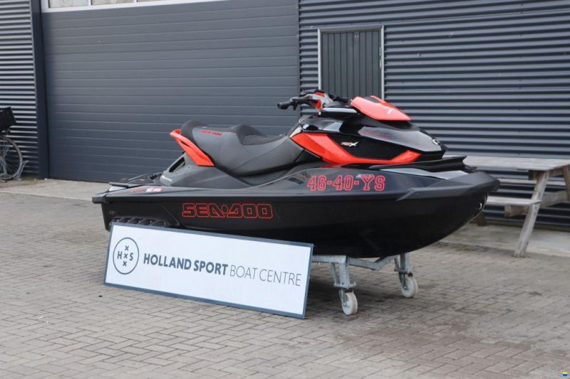Sea-Doo RXT-X aS RS