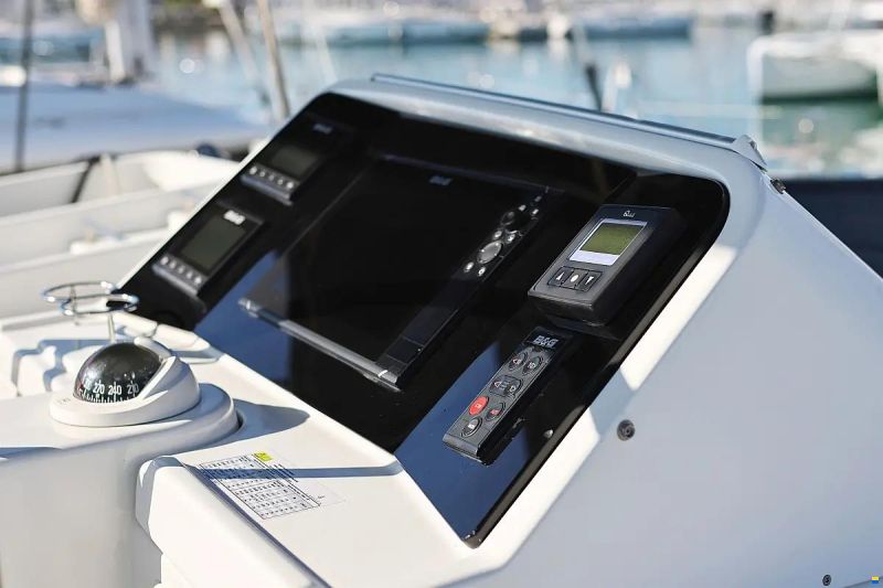 Lagoon 450 F