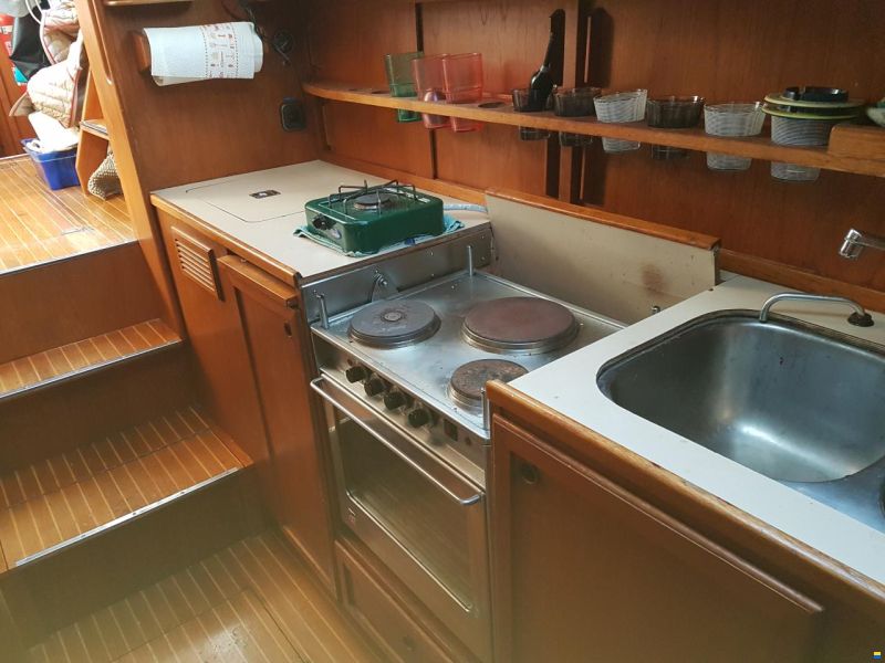 Nauticat 38