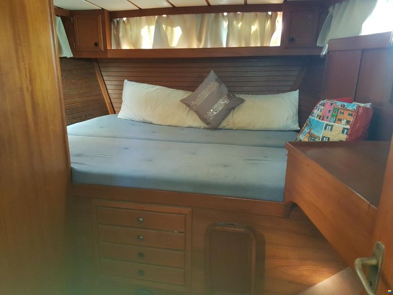 Nauticat 38