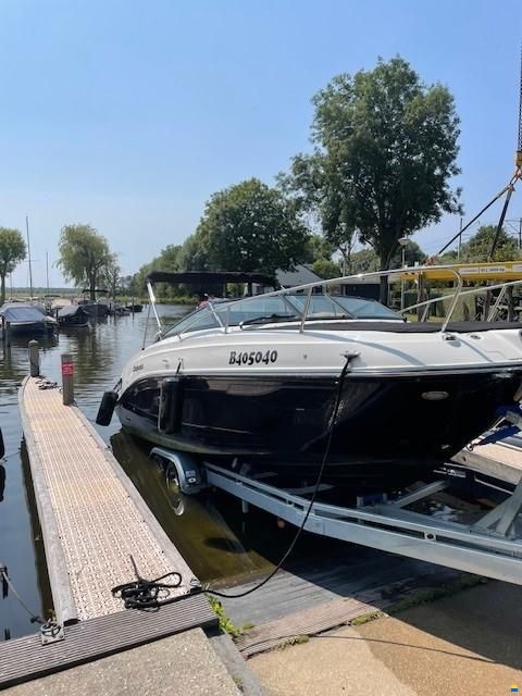 Sea Ray 230 Sun Sport