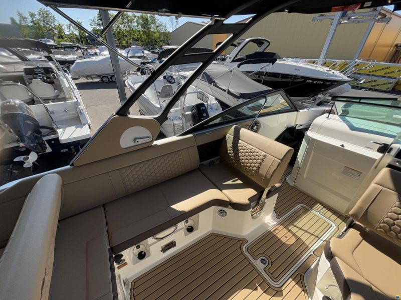 Sea Ray 250 SDXE