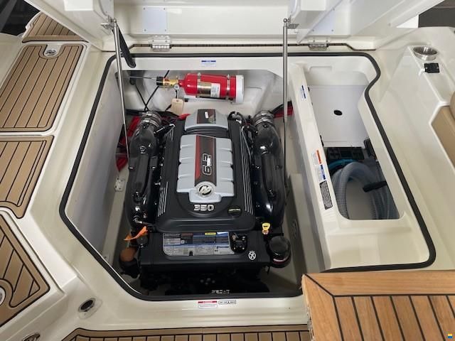 Sea Ray 250 SDXE