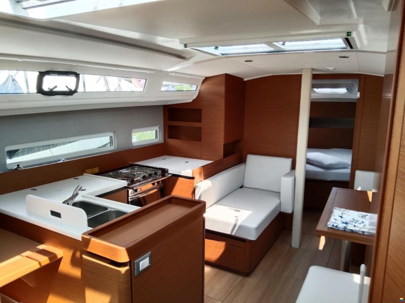 Jeanneau Sun Odyssey 410