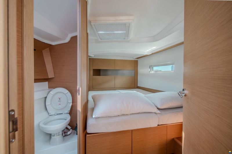 Jeanneau Sun Odyssey 410