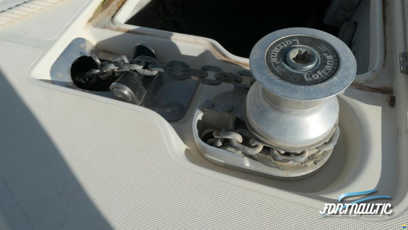 Azimut 46