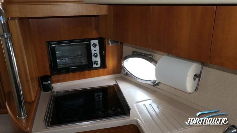 Azimut 46