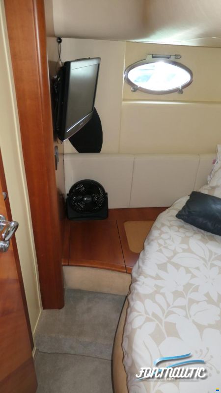 Azimut 46