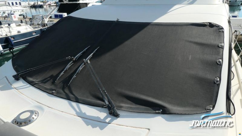 Azimut 46