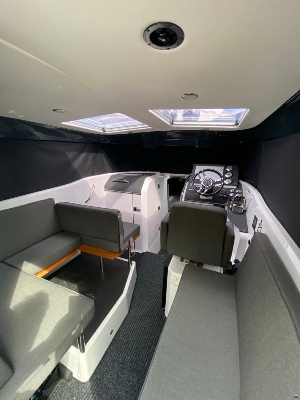 XO Boats XO 270 RS Front Cabin OB