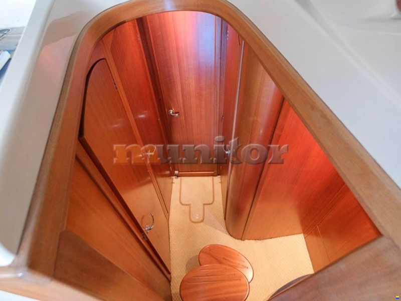 Galeon 330 Fly