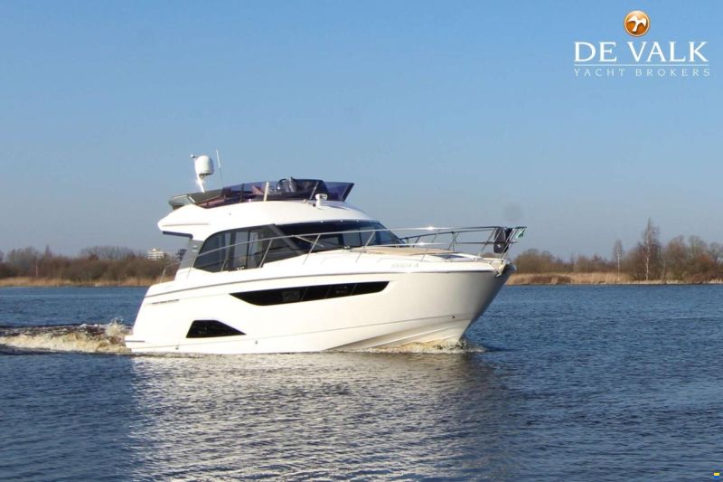 Bavaria R40 Fly