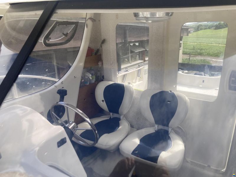Quicksilver 640 Pilothouse